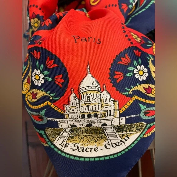 Italian Made French Monument Scarf - Picture 3 of 7